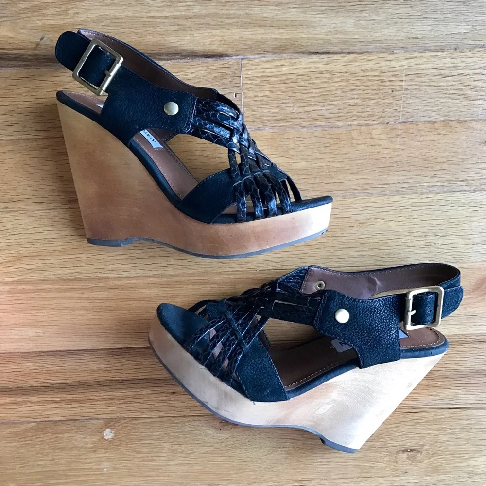 Steve Madden Black Woven Leather Wedge Sandals with Tan Wood Platform
